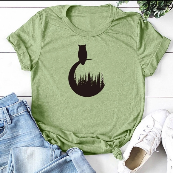Tops - Brand new owl moon tshirt